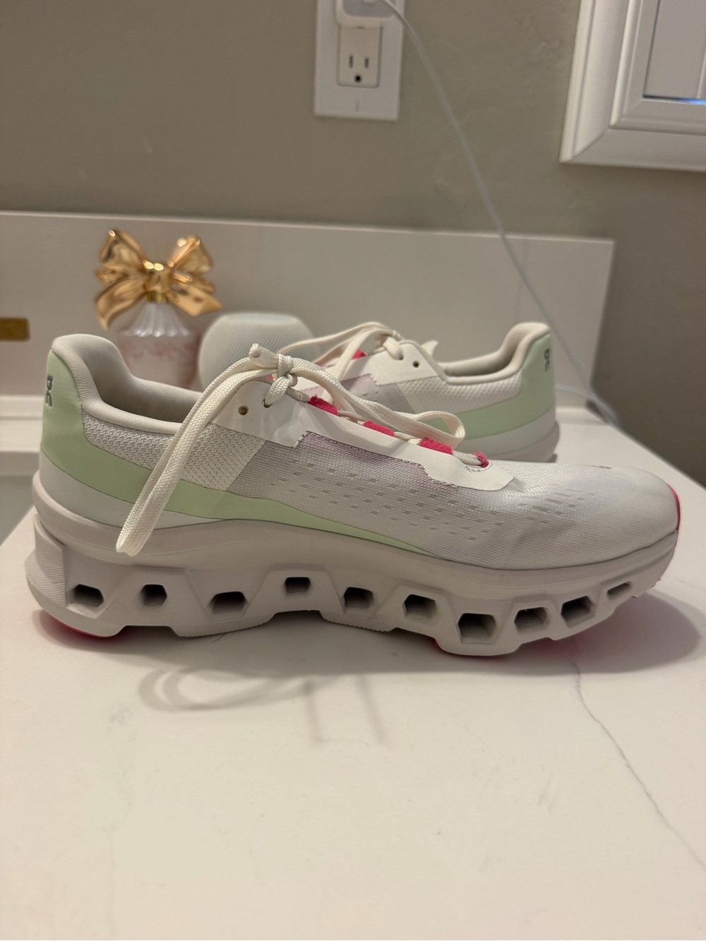 On Cloudmonster White Mint Pink Running Shoes Women’s 9 EU 40.5 - Picture 6 of 10